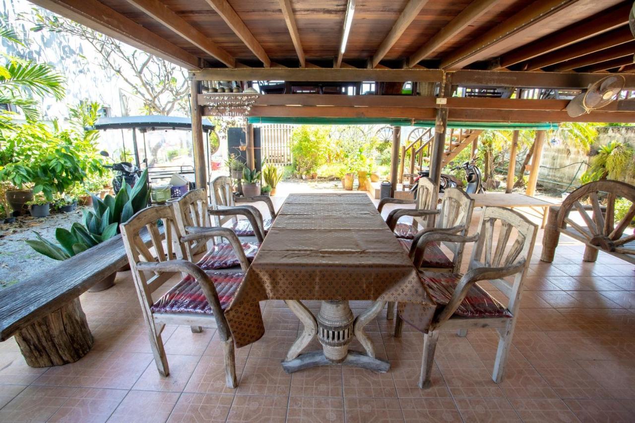 פראצ'ואפ קירי קאן Seesea Thai Wooden House On Beachfront מראה חיצוני תמונה
